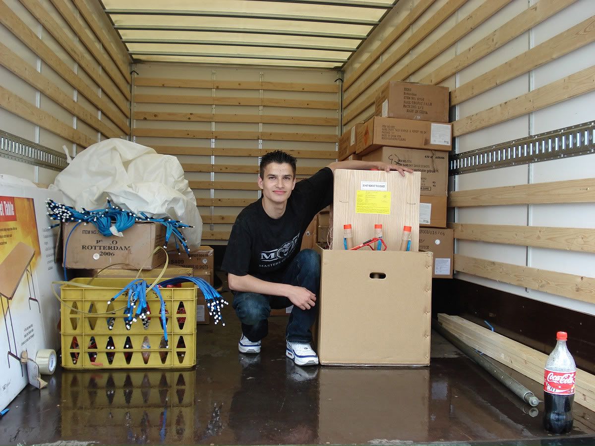 [img width=1024 height=768]http://i31.photobucket.com/albums/c351/fireworkmaster/25%20Jaar%20Triathlon/DSC01224.jpg[/img]