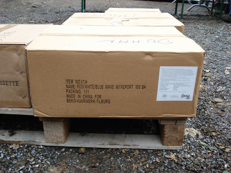 [img width=800 height=600]http://i31.photobucket.com/albums/c351/fireworkmaster/RohanKerkrade15.jpg[/img]