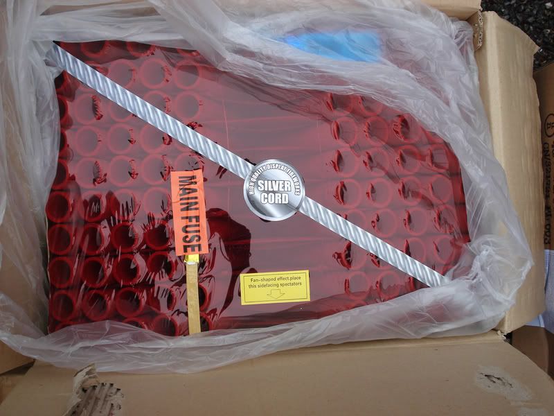 [img width=800 height=600]http://i31.photobucket.com/albums/c351/fireworkmaster/RohanKerkrade20.jpg[/img]