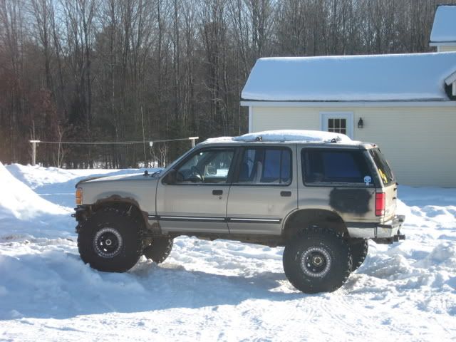 1998 ford explorer lifted. 1998 Ford Explorer 5.0L AWD