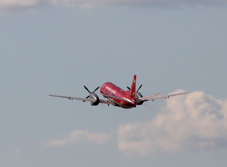IMAGE: http://i31.photobucket.com/albums/c358/vectorcafe/AIRCRAFT/prop2.jpg