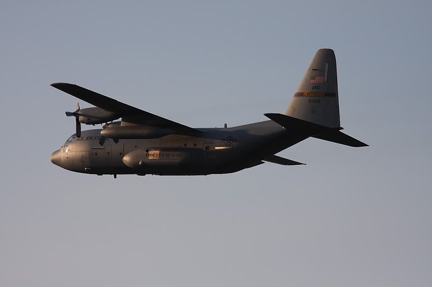 IMAGE: http://i31.photobucket.com/albums/c358/vectorcafe/AIRCRAFT/webC130A.jpg