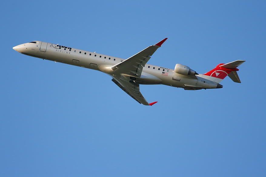 IMAGE: http://i31.photobucket.com/albums/c358/vectorcafe/AIRCRAFT/web_1192.jpg