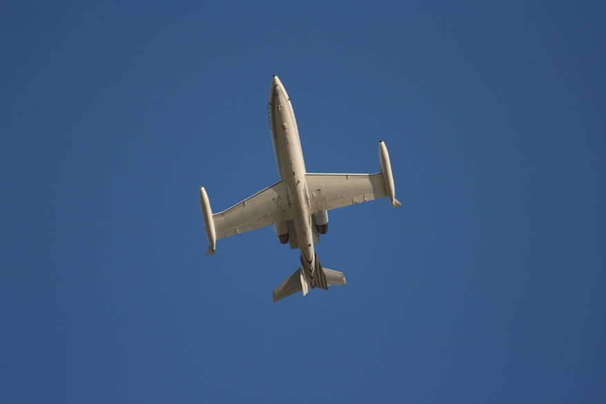 IMAGE: http://i31.photobucket.com/albums/c358/vectorcafe/AIRCRAFT/web_1534.jpg