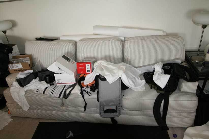 IMAGE: http://i31.photobucket.com/albums/c358/vectorcafe/Couch.jpg