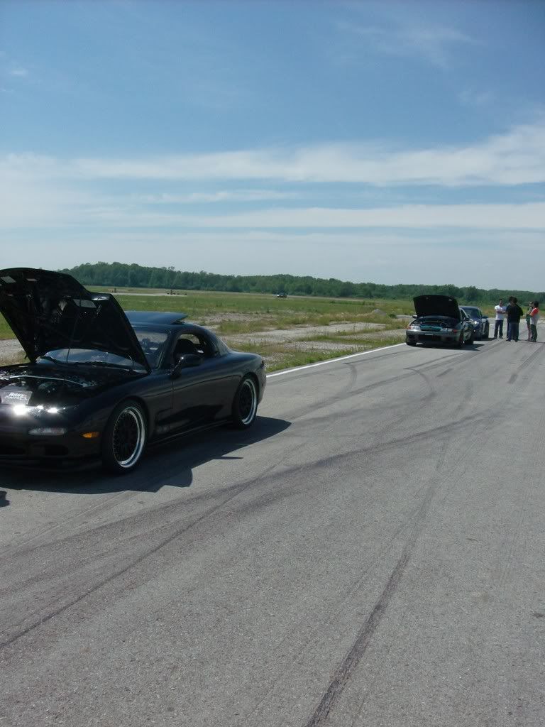 http://i31.photobucket.com/albums/c361/drift_ae86_91/HPIM0570.jpg