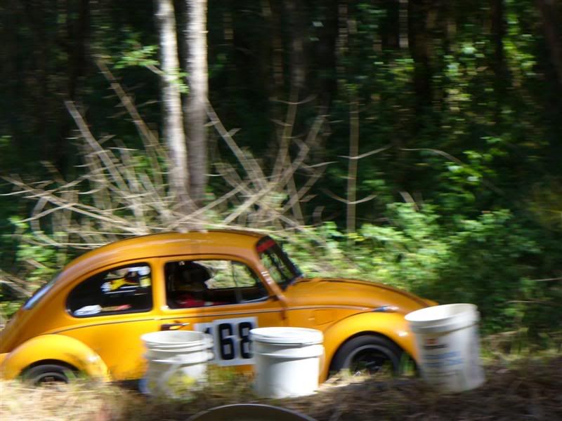 http://i31.photobucket.com/albums/c365/dumone/Kempsey%20hillclimb/P1040100Medium.jpg