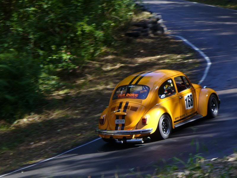 http://i31.photobucket.com/albums/c365/dumone/Kempsey%20hillclimb/P1040102Medium.jpg