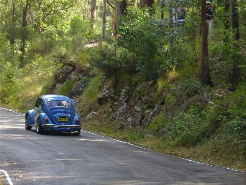 http://i31.photobucket.com/albums/c365/dumone/Kempsey%20hillclimb/P1040133Medium.jpg