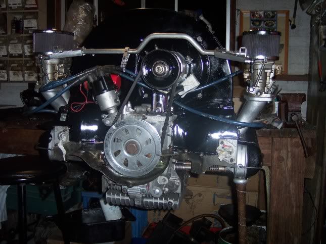 http://i31.photobucket.com/albums/c366/66glook/Enginebuilds060.jpg