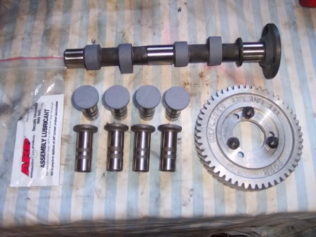 http://i31.photobucket.com/albums/c366/66glook/Type3notchbackenginebuild023.jpg