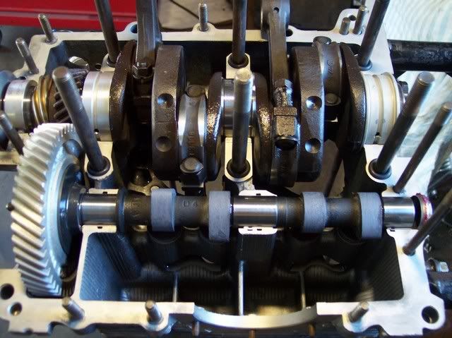 http://i31.photobucket.com/albums/c366/66glook/Type3notchbackenginebuild047.jpg