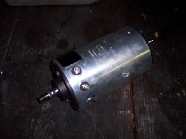 http://i31.photobucket.com/albums/c366/66glook/Type3notchbackenginebuild076.jpg