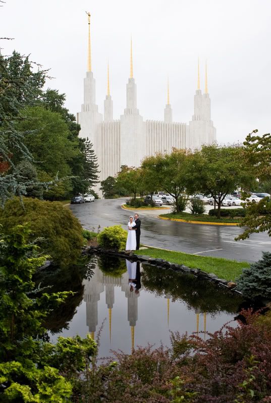 IMAGE: http://i31.photobucket.com/albums/c379/sbastian/IMG_0380_FullReflection4x6.jpg