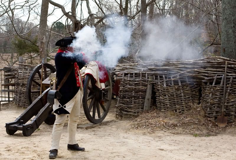 IMAGE: http://i31.photobucket.com/albums/c379/sbastian/IMG_0525_Firing.jpg