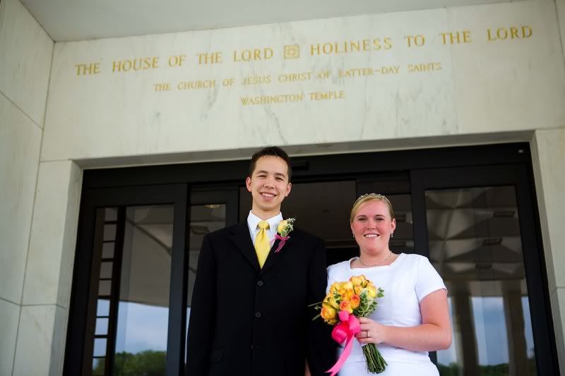 IMAGE: http://i31.photobucket.com/albums/c379/sbastian/IMG_6851_BSoutsideTemple.jpg