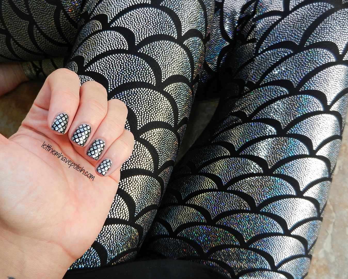 Mermaid Leg and Nails photo DSCN6224_zps0ab9933f.jpg