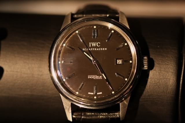 i31.photobucket.com/albums/c386/thtan/IWC%20Presents%20Vintage%20Collection/WatchesIngenieur.jpg