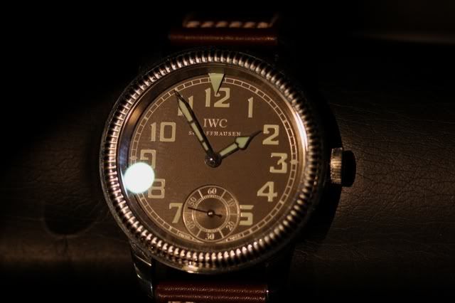 i31.photobucket.com/albums/c386/thtan/IWC%20Presents%20Vintage%20Collection/WatchesPilot.jpg