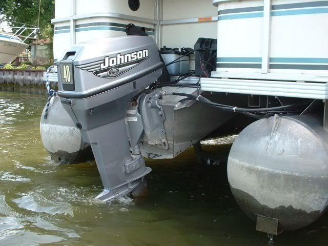 pontoon1.jpg