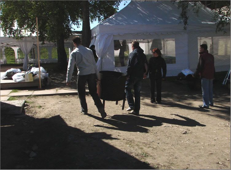 В крепости Старая Ладога проводят корпоративные вечеринки (фото)