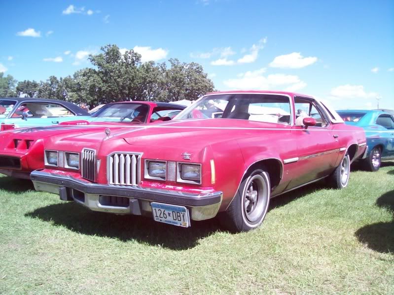 1977PontiacGrandPrix-1.jpg